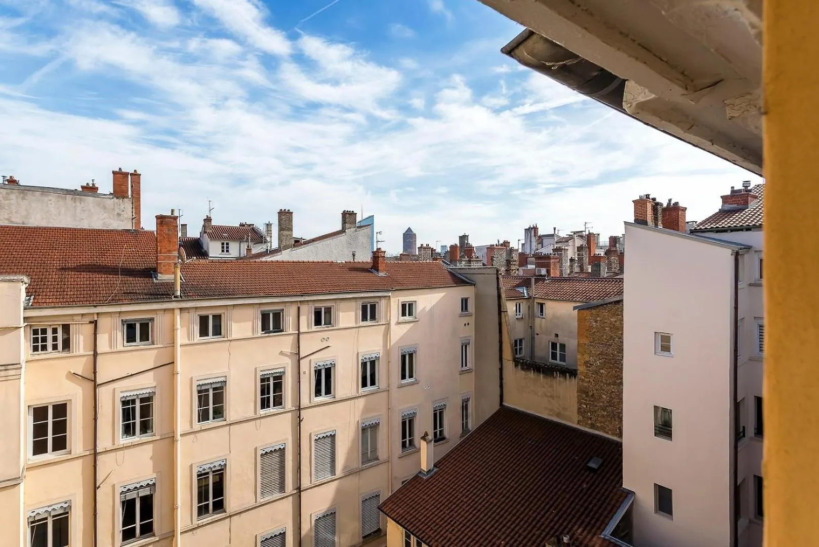 Garet - Furnished Apartment - Downtown Lyon 0*,